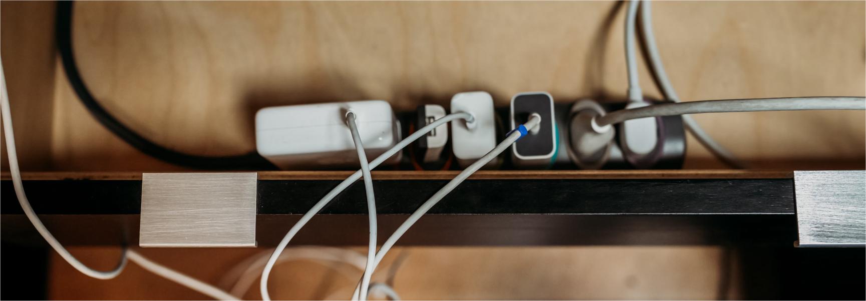 Identification-of-distinct-customer-segments-in-the-electricity-market